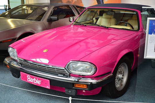 Barbie_car