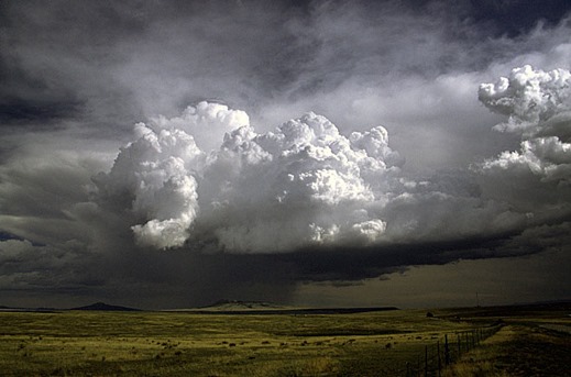 thunderstorm-cloud